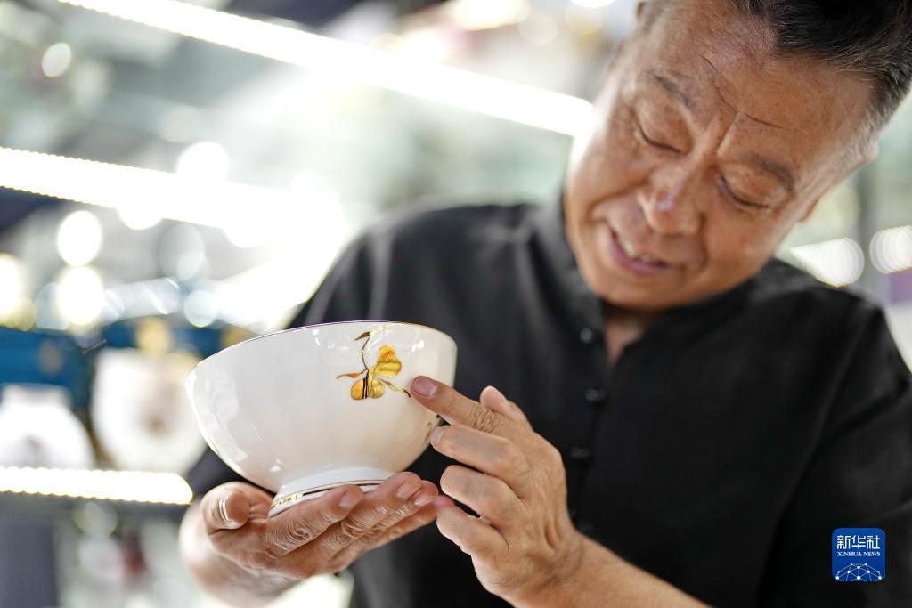土豪炸金花游戏